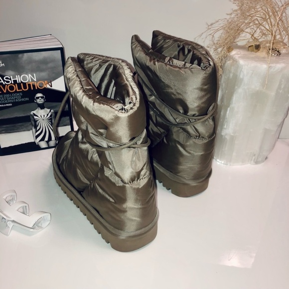 BOOTS Ankle Laced Nylon Boots - Picture 3 of 4